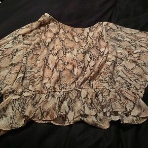 Altar’d state dressy blouse